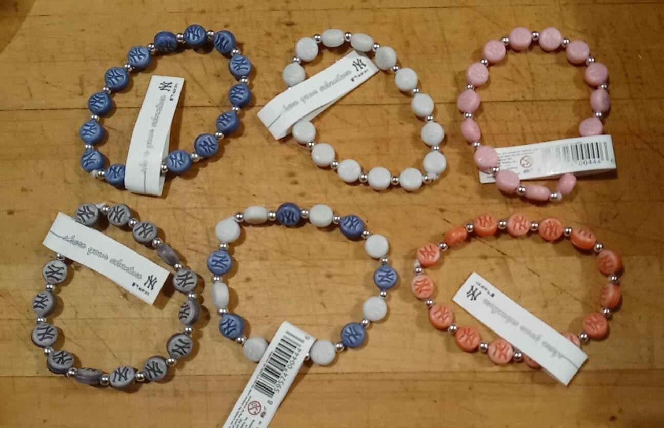 Trrtlz Bracelets – TEN Bracelets Mystery Grab Pack – 10 Random Stretch Bracelets