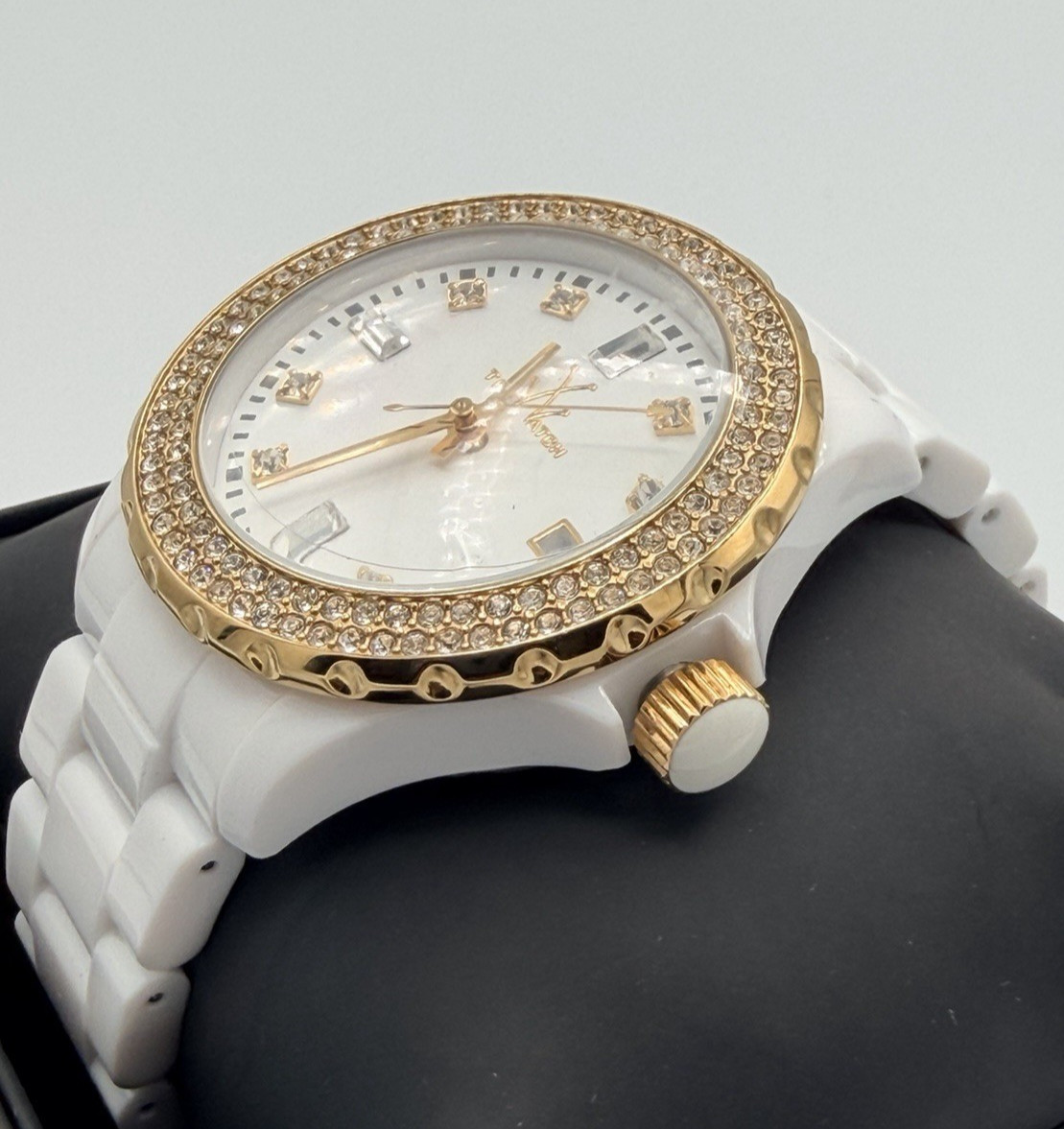 ToyWatch Quartz Women’s Watch Swarovski Crystal Encrusted Gold Tone Bezel New