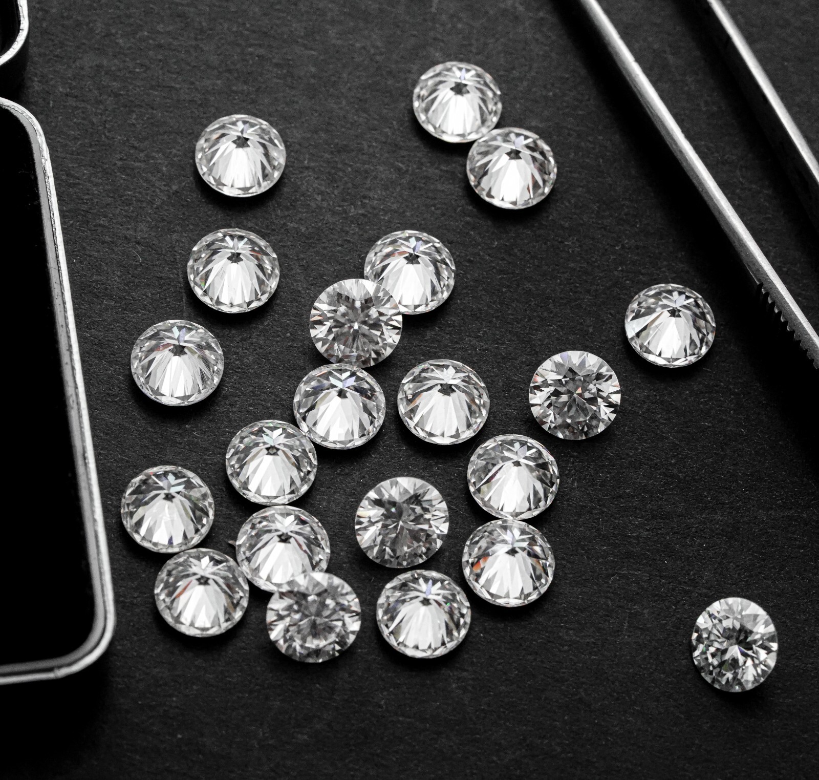 VVS1/D LAB Grown Diamond CVD Loose Diamond Round Cut 0.90MM Polished 250 Pcs 1ct