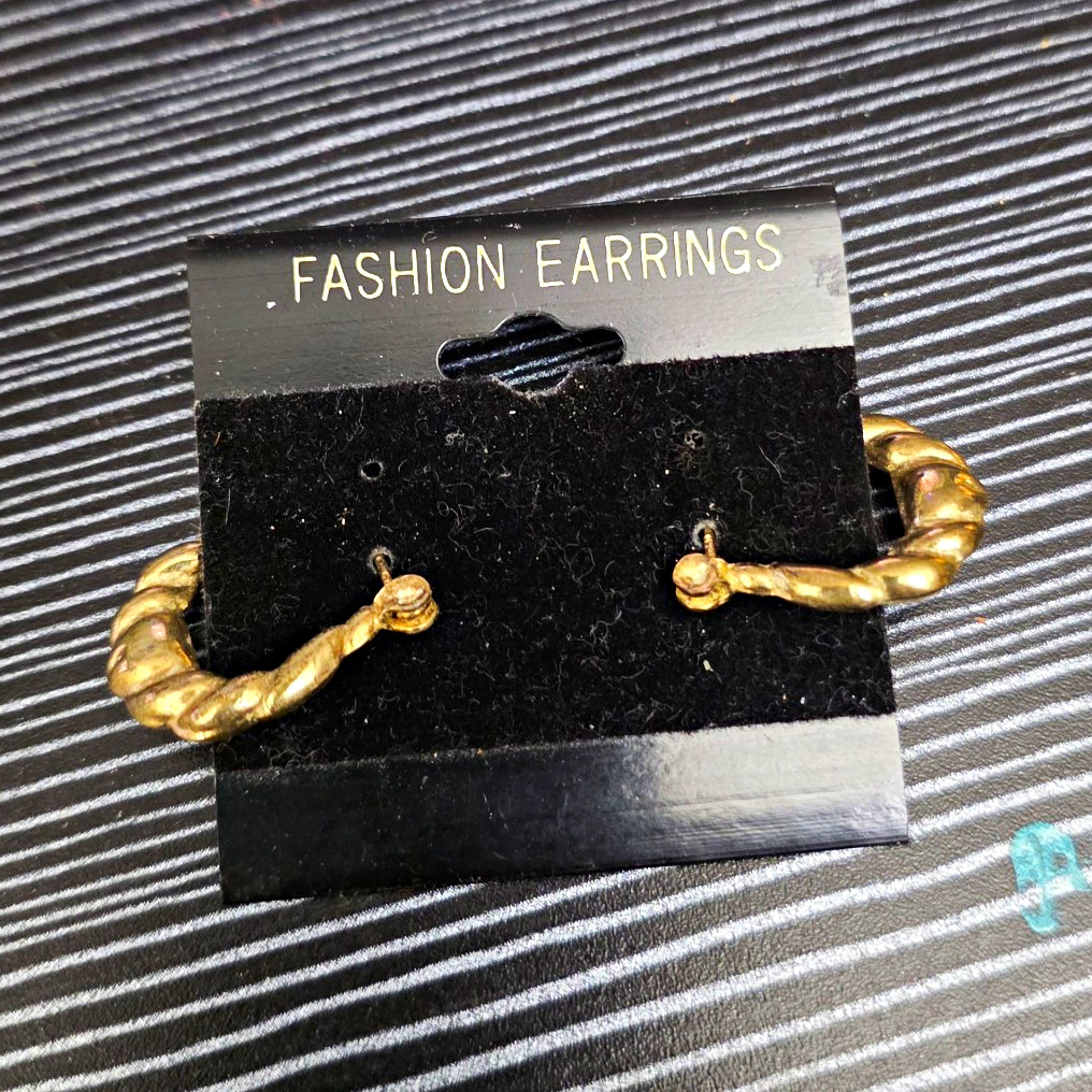 Gold Tone Twisted Round Hoop Lobe Earrings, Latch Back Metal, No Stone