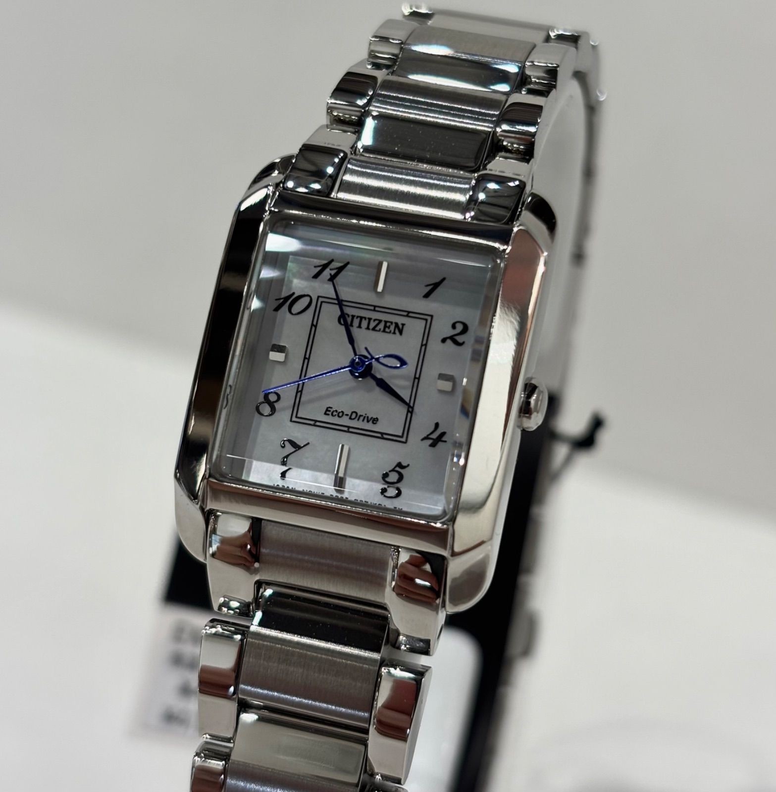 New Citizen L SQUARE Collection white mother of pearl dial EW5600 87D