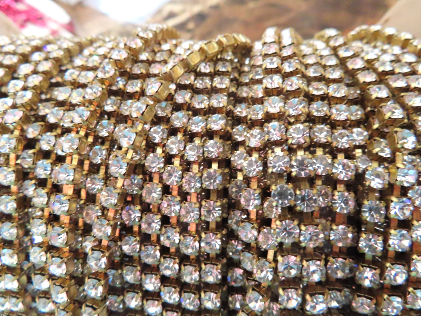 3 Ft. Swarovski Rhinestone chain 32pp Crystal/Brass.