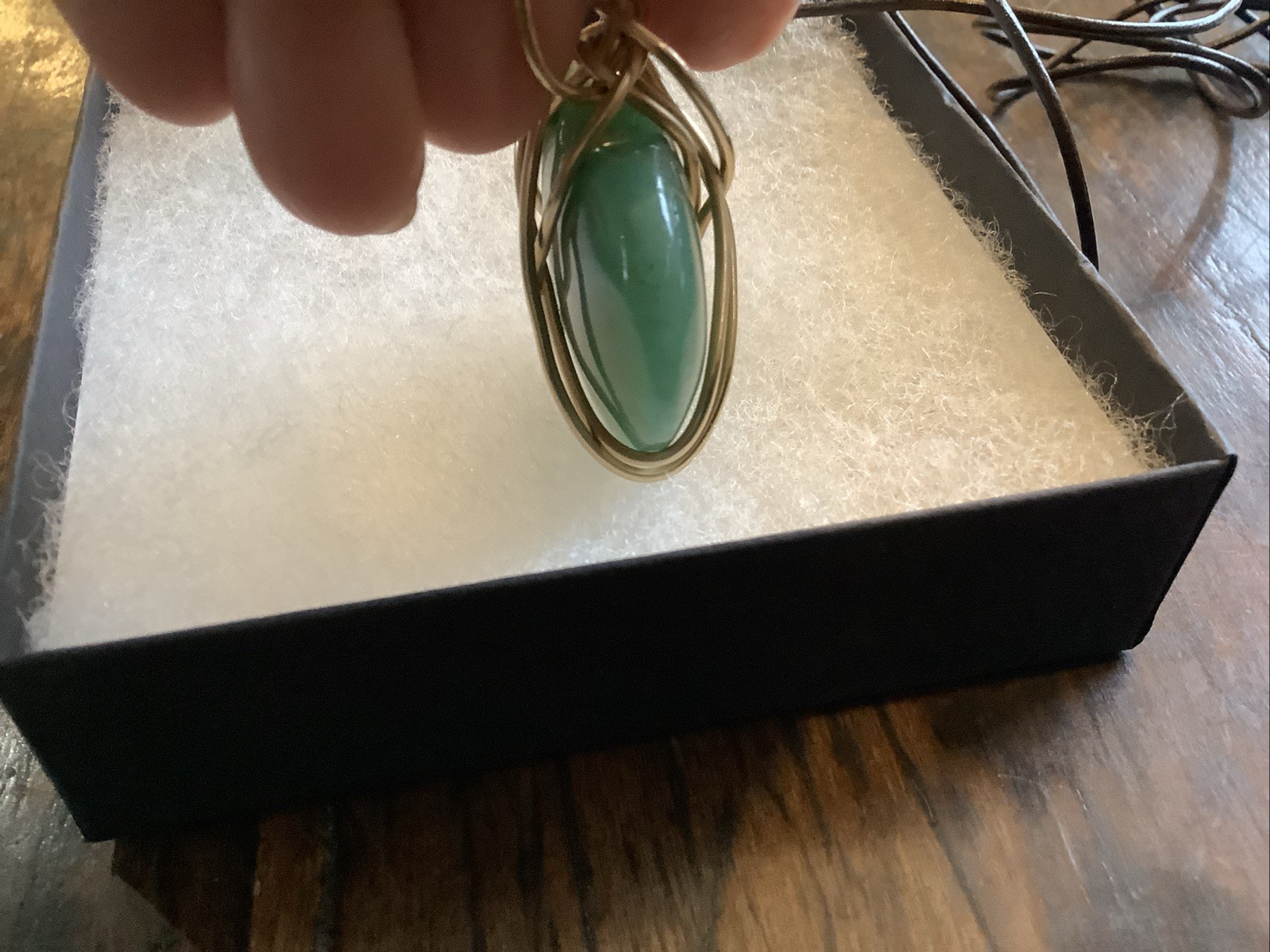 Vintage Barney’s New York Kazuko Oshima Heart Pendant Green Stone Gold Necklace