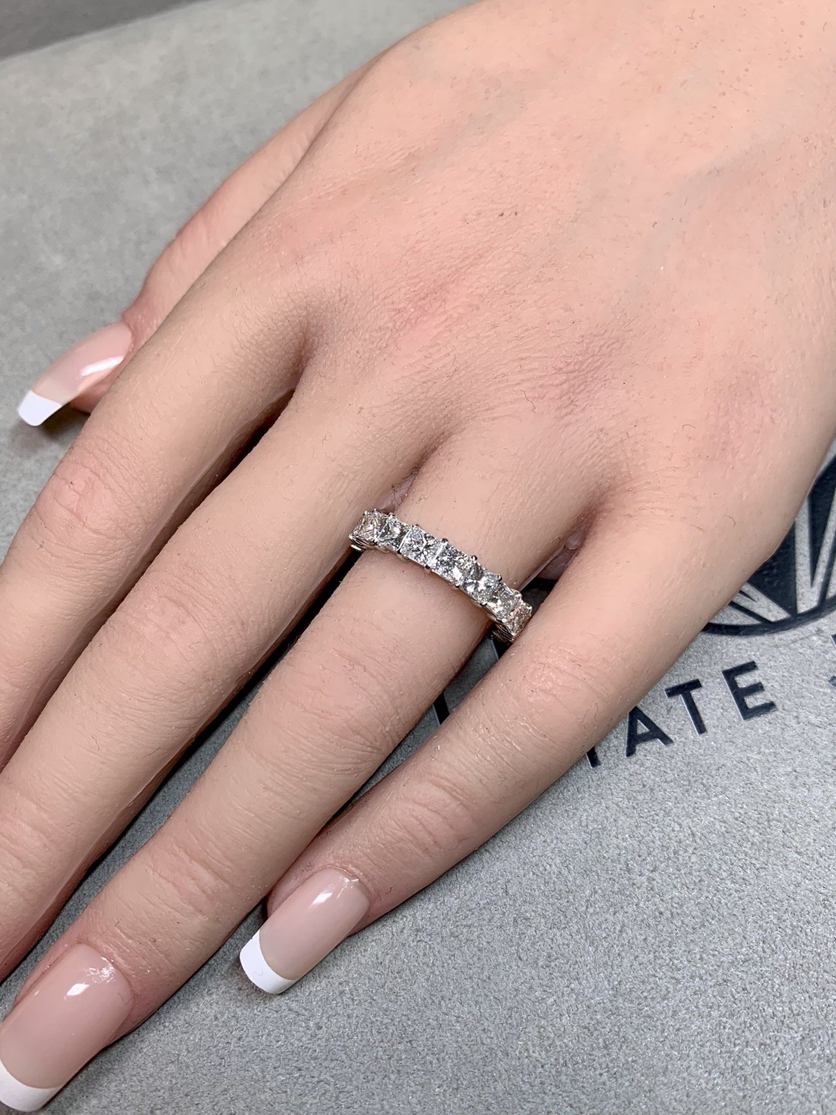 Estate Platinum Princes Diamond Shared Prong Eternity Band 4.4mm Sz 7 5.70ctw