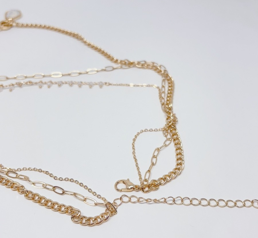 Clasped Layered Necklace with Crystal Pendant in Middle
