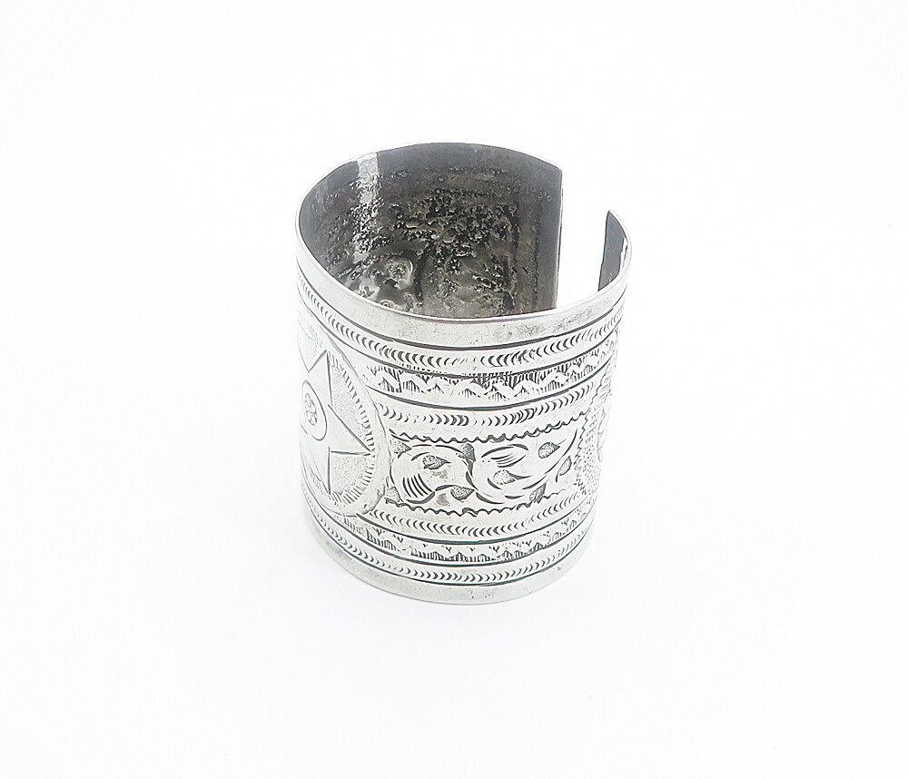 Solid Silver Vintage Antique Etched Star Pattern Cuff Bracelet BT3372