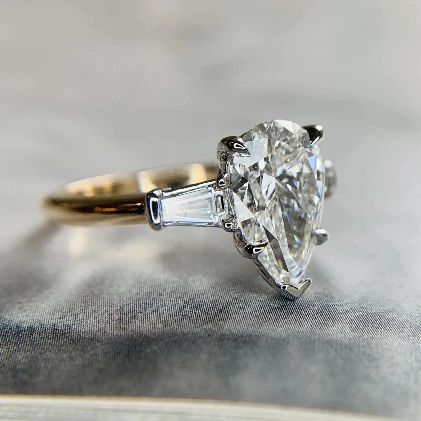 Moissanite Solitaire Engagement Ring Pear Cut 3.50 CT Solid 14K Yellow Gold VVS1