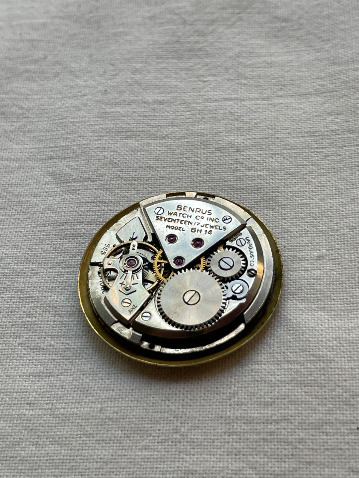 Benrus model BH 14 – GREAT DIAL – rolled gold mens watch AS IS, lot0408