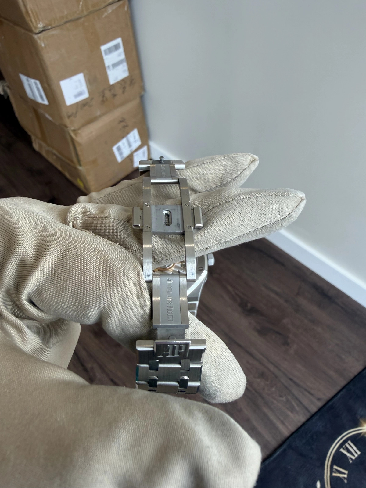 Audemars Piguet Royal Oak Selfwinding “50th Anniversary” Green Dial on Bracelet