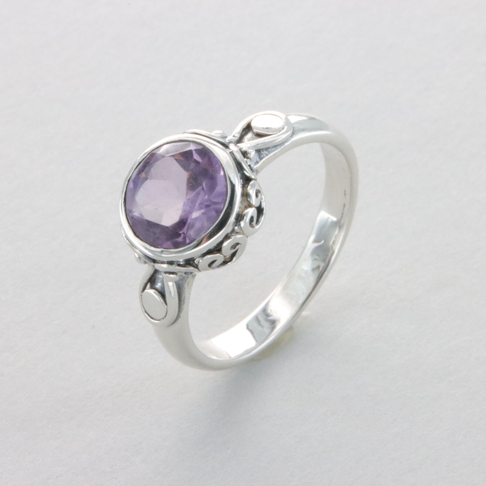 Natural and Round AMETHYST Ring – Multiple Sizes – 925 STERLING SILVER #11e