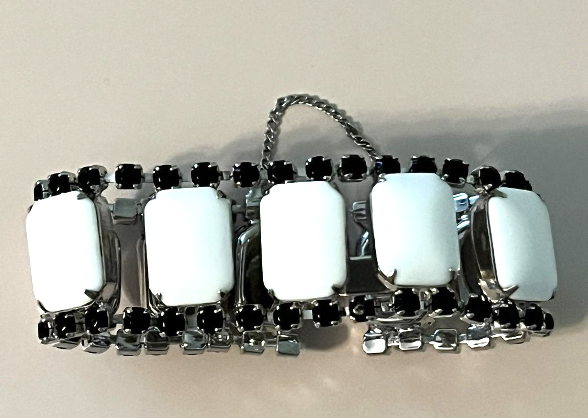 White Black Glass Rhinestone Bracelet Clip On Earrings Set Safety Chain Jewelry