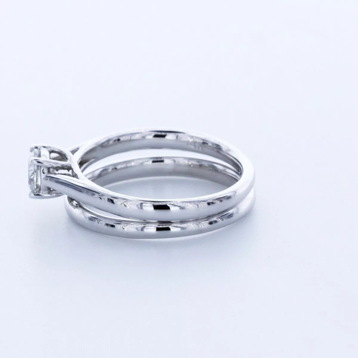 Solitaire Engagement Ring Set 14K Gold 0.57 Carat Round Lab-Grown Diamond E VS1