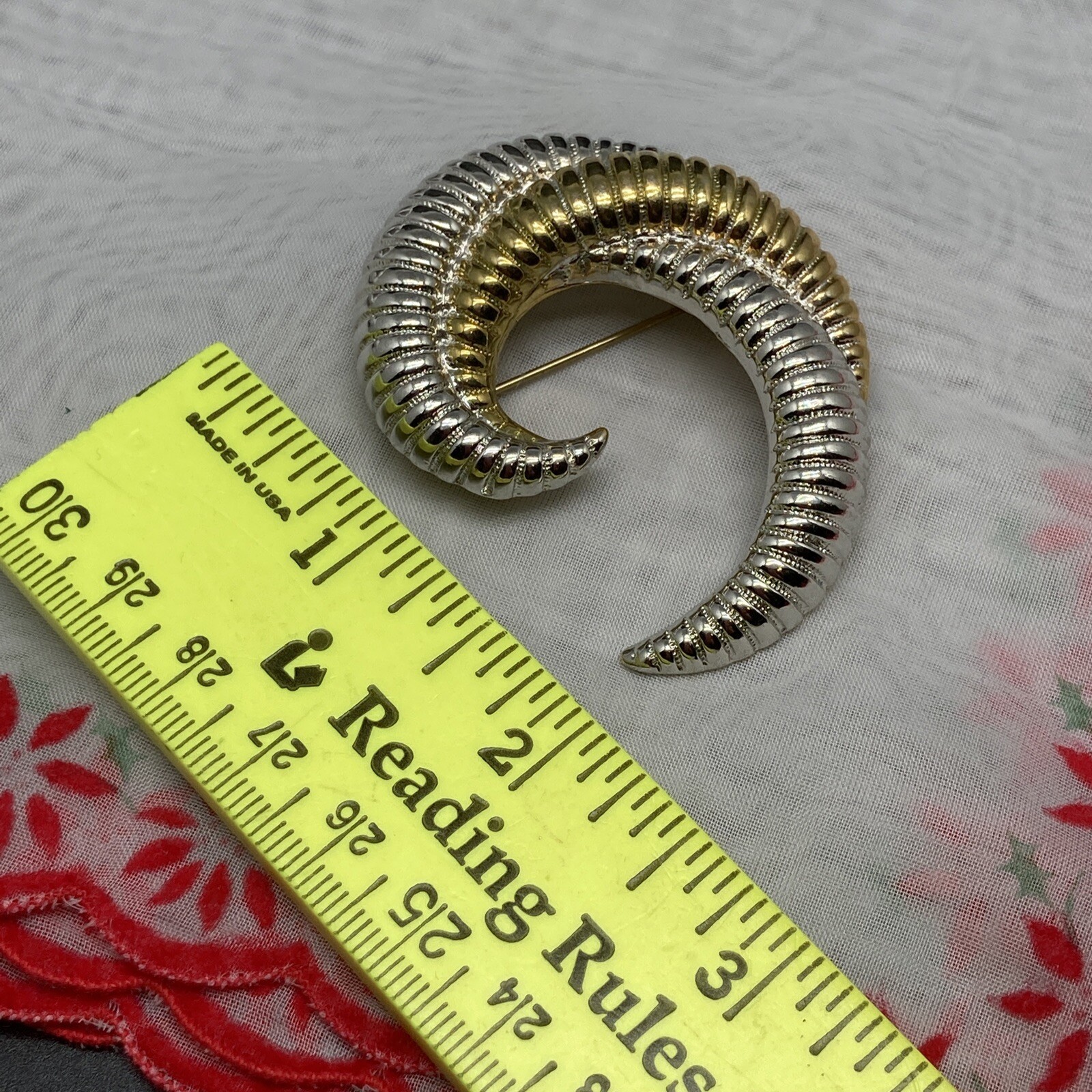 Silvertone Goldtone Swirl 2 1/4” Brooch Pin 2977