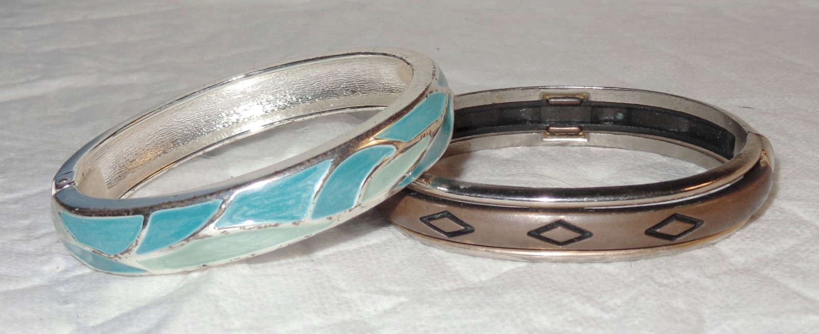 Vintage CLAMPER BANGLE BRACELETS LEATHER , ENAMEL 1980s