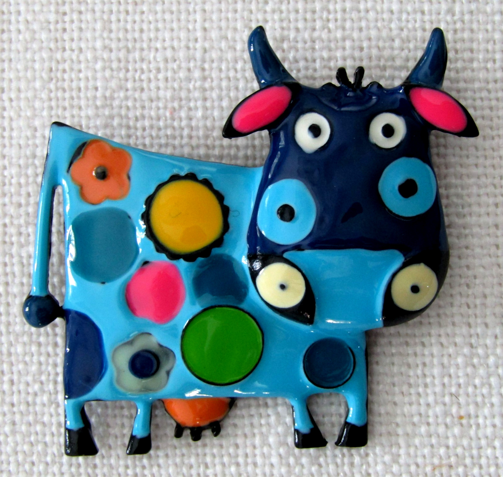 Whimsical Cow Brooch/Pin Mixed Assortment 6 to pick from. ** YOU CHOOSE**