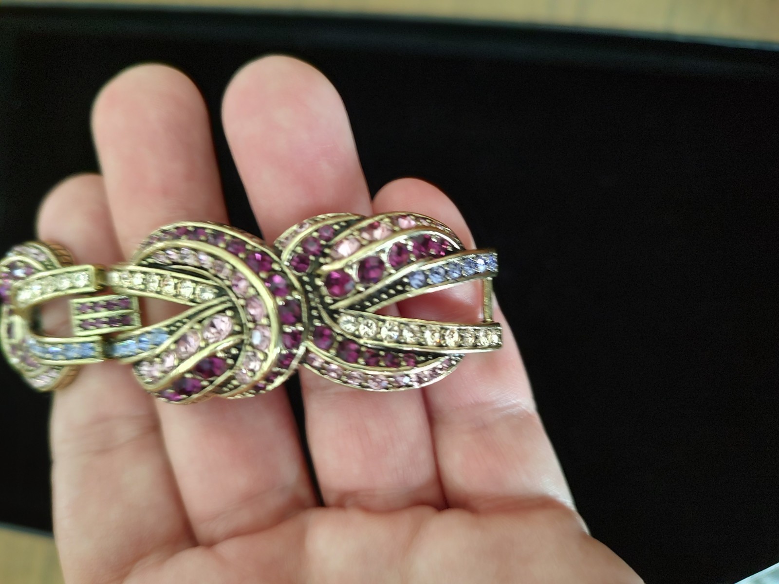 Heidi Daus Shades of Amethyst Thick Crystal Link Bracelet – Exceptional Piece