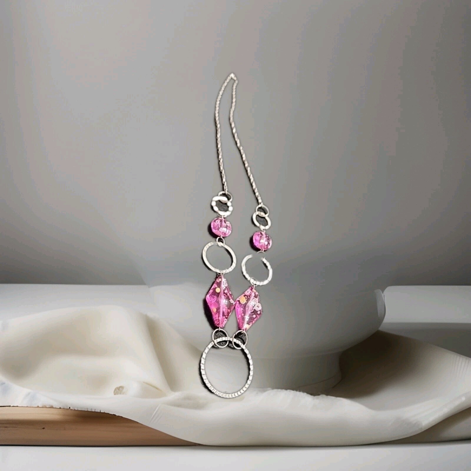 Necklace Boho Chic Metallic Silver Tone & Pink Acrylic Plastic Beads 36″ Chain