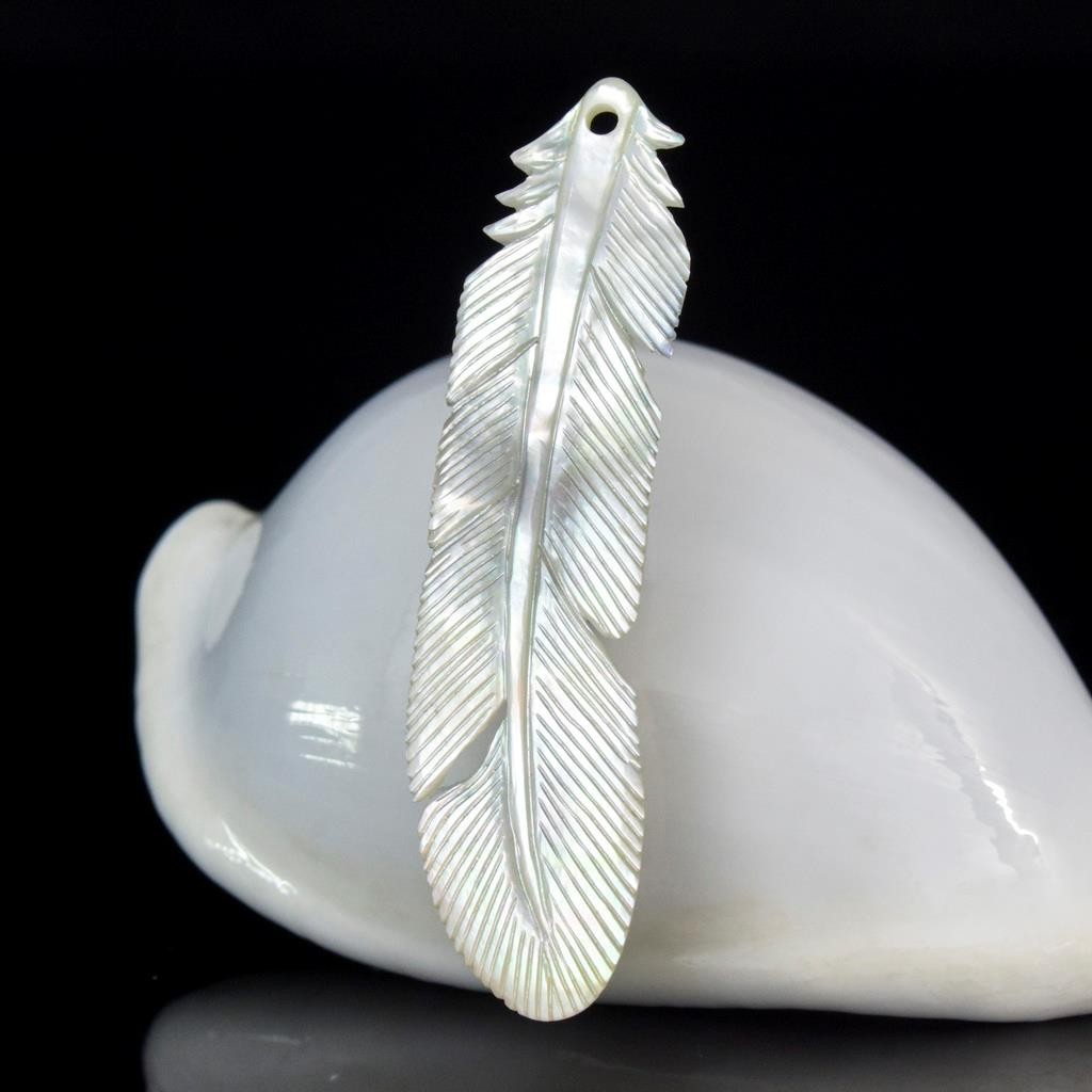 Bird Feather Carved Mother of Pearl Shell Pendant Jewelry Making Supply 1.95g