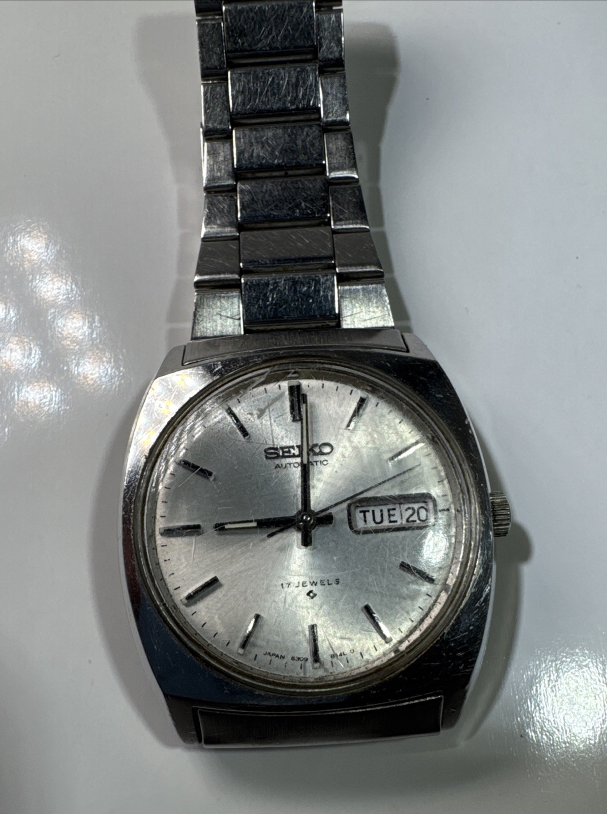 Vintage Seiko 5 Automatic Men’s Watch Day/Date Japan 6309-8089 Glass Scratch