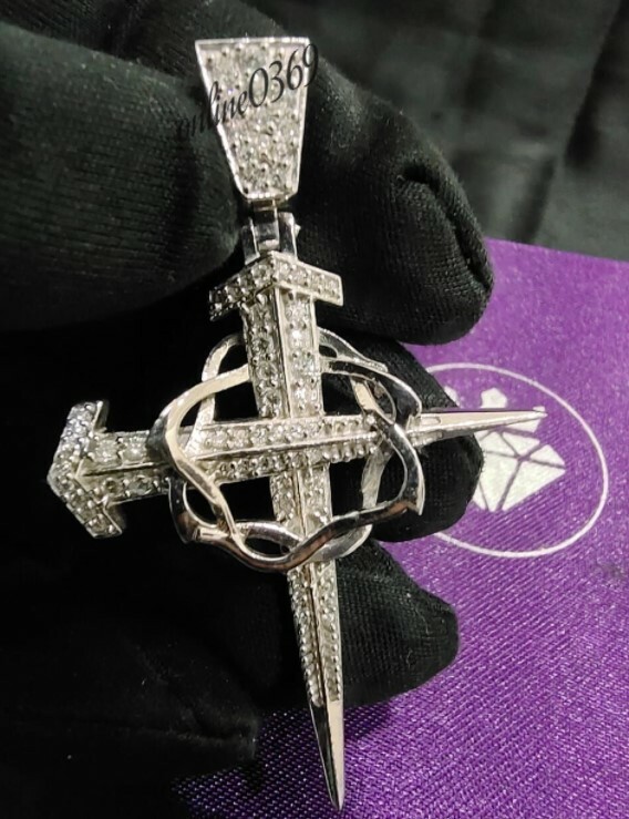 2.25 ct D/VVS Moissanite Men’s Cross Charm Pendant 14k White Gold Plated Silver