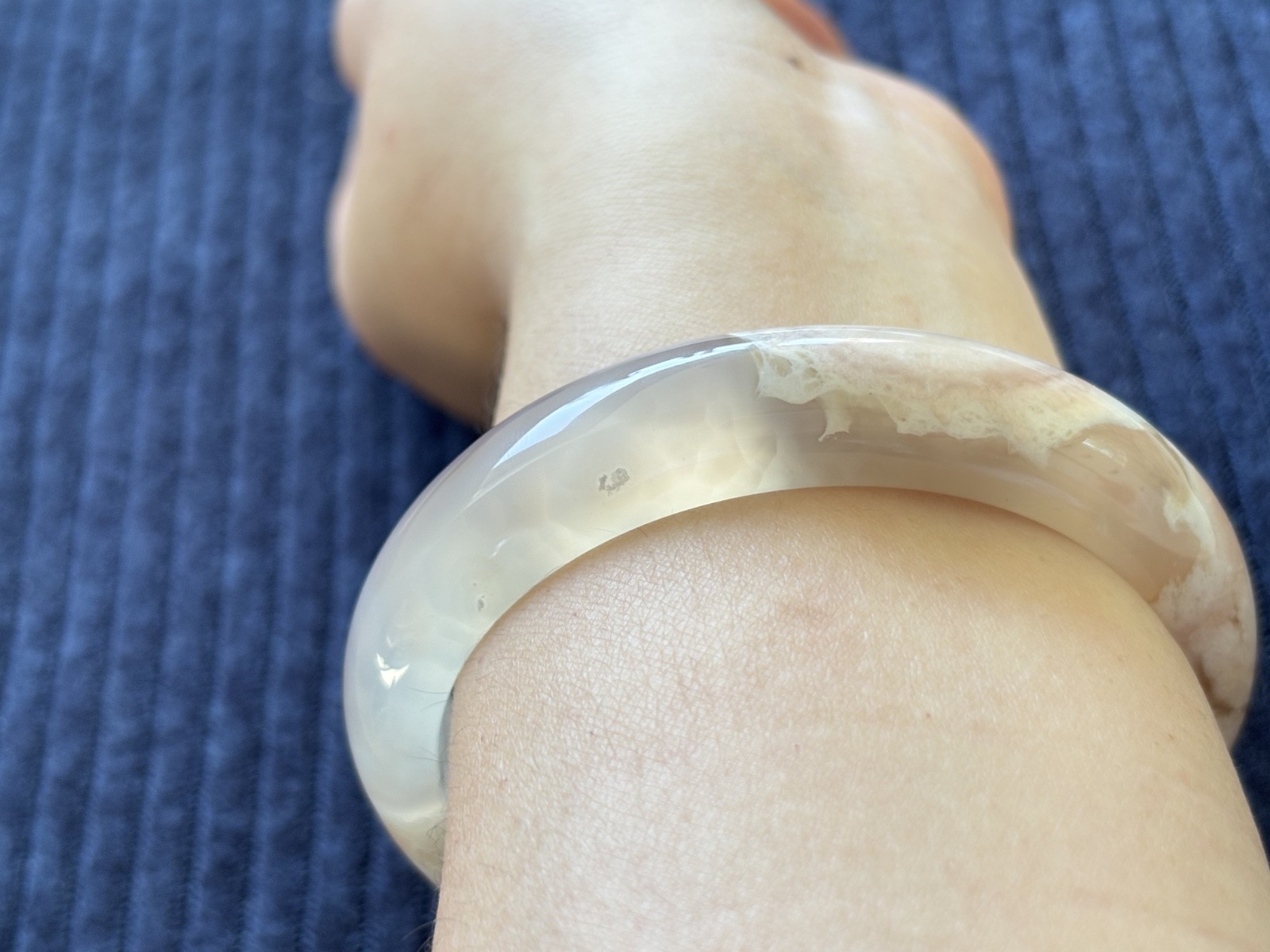59mm Natural Cherry Blossom Agate Bangle Sakura Flower Quartz