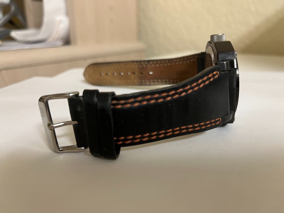 Lucien Piccard Men’s LP-281270R date at 3 black leather band watch