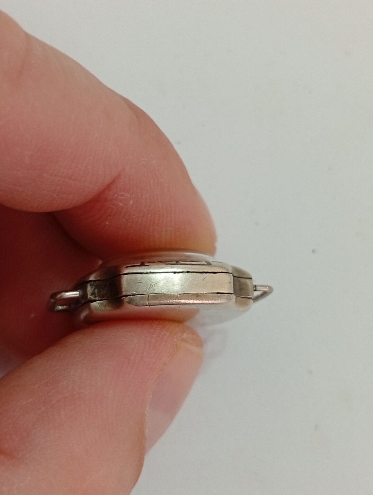 Vintage Rivoli Japan Quartz woman’s Watch – 800 Silver Case – For Parts