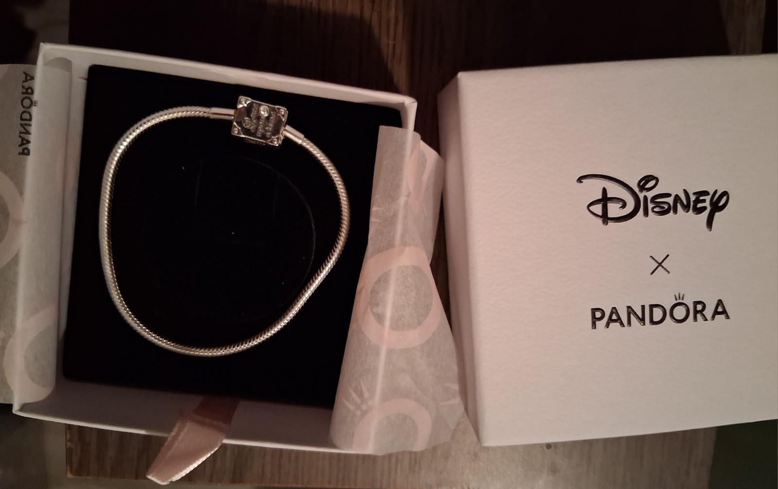 New In BOX PANDORA 925 Gold Charm Storybook Bracelet Disney Princess. Size 6.7