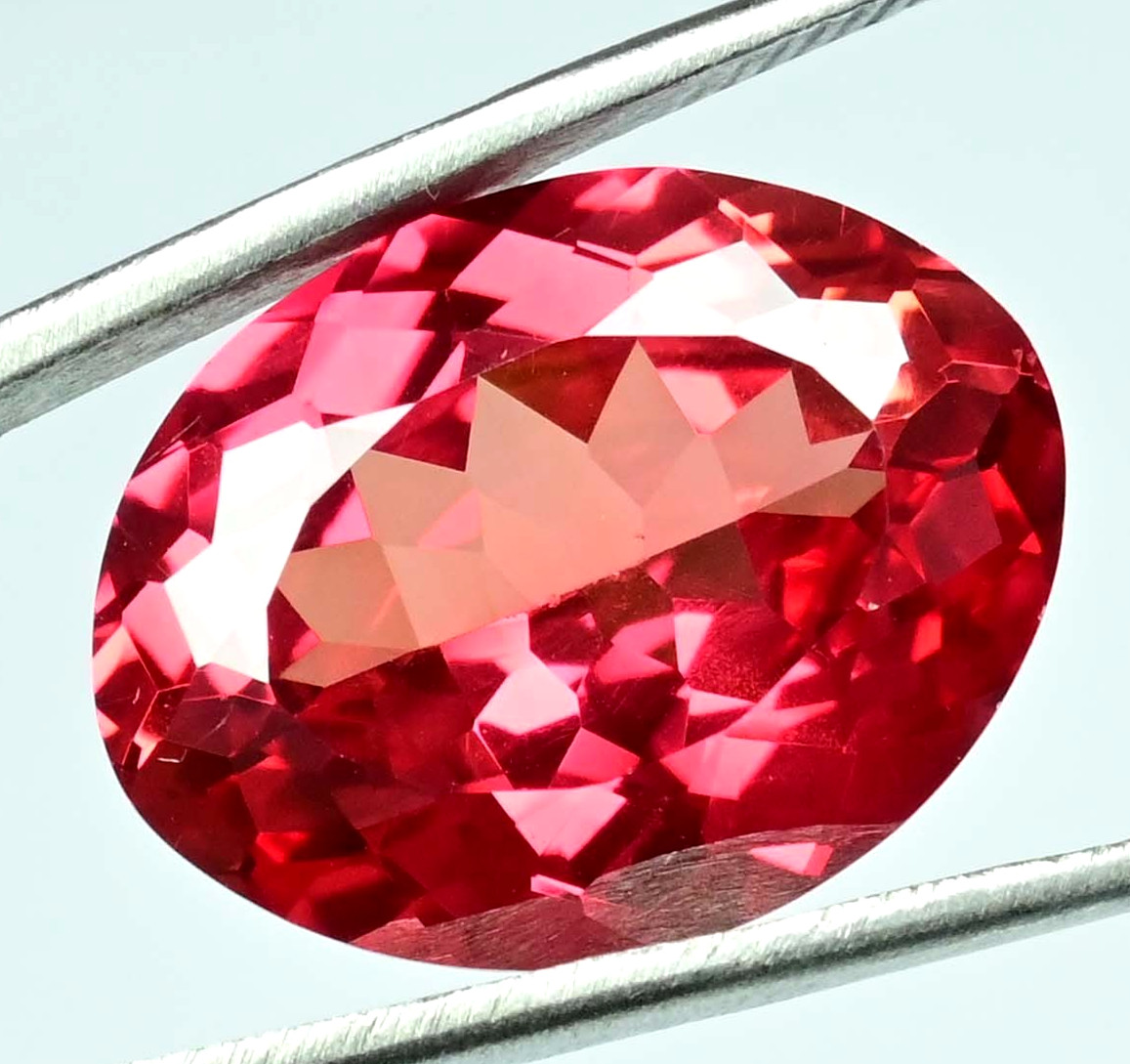 Stunning Natural Padparadscha Sapphire 17.80 Ct Oval Cut Certified Gemstone