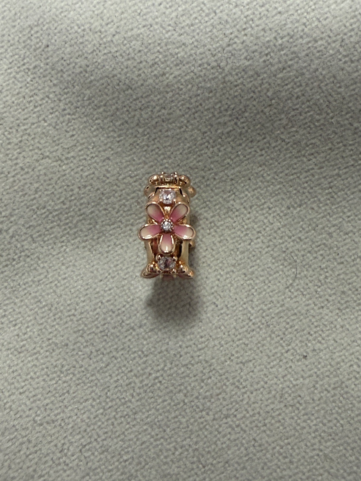 NEW 100% PANDORA Rose 14k Gold P Pink Daisy Spacer Clip Charm Pendant 788809C01