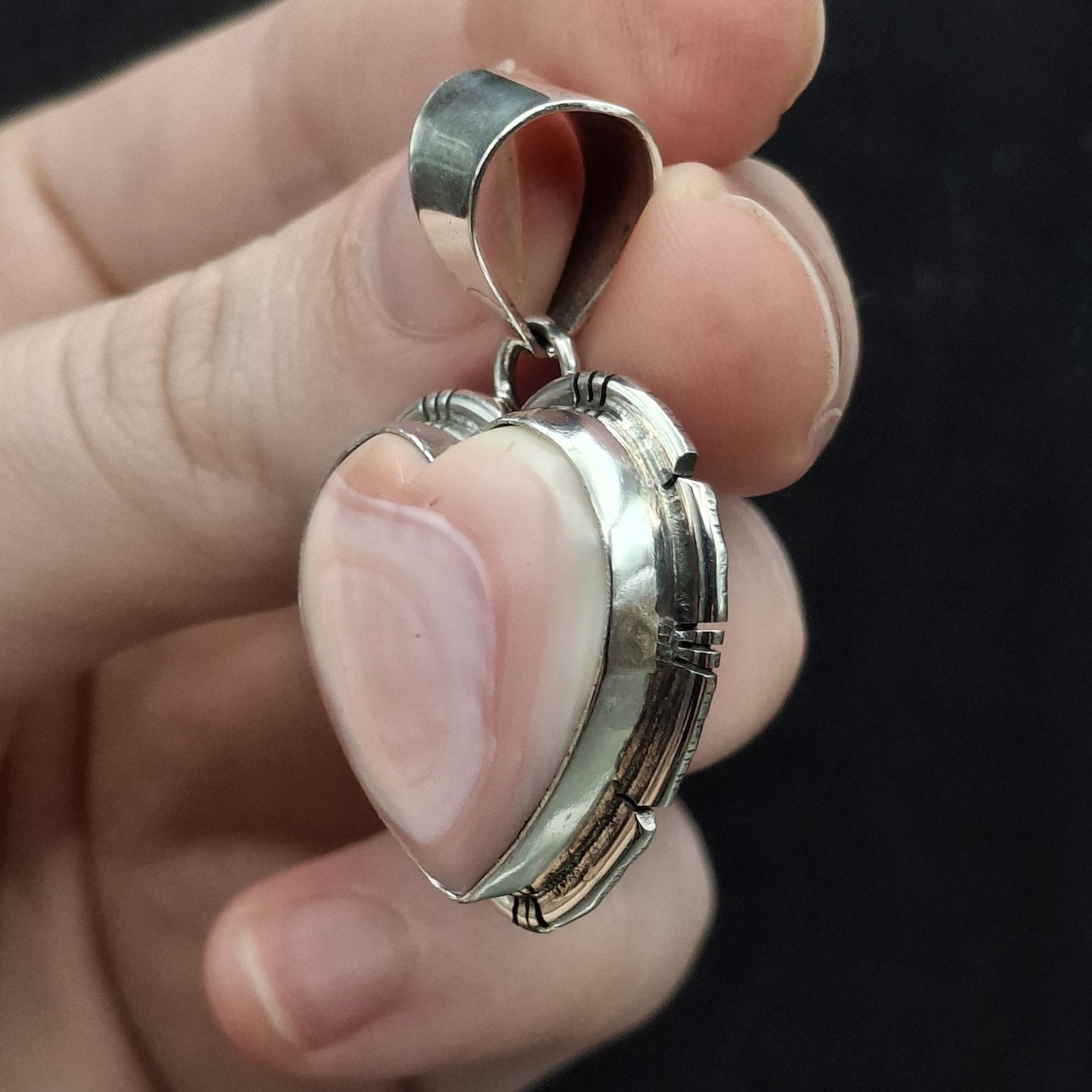 Samson Edsitty Pink Conch Heart Pendant Sterling Silver Navajo Native American