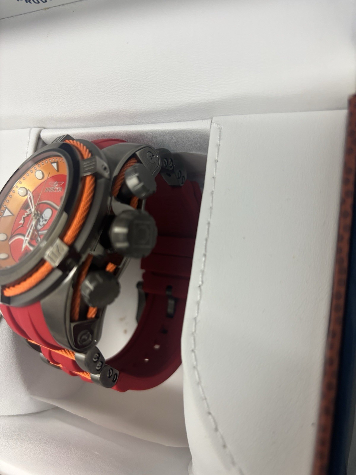 Invicta Chronograph NFL – Tampa Bay Buccaneers 41440 Men’s Watch PLEASE READ