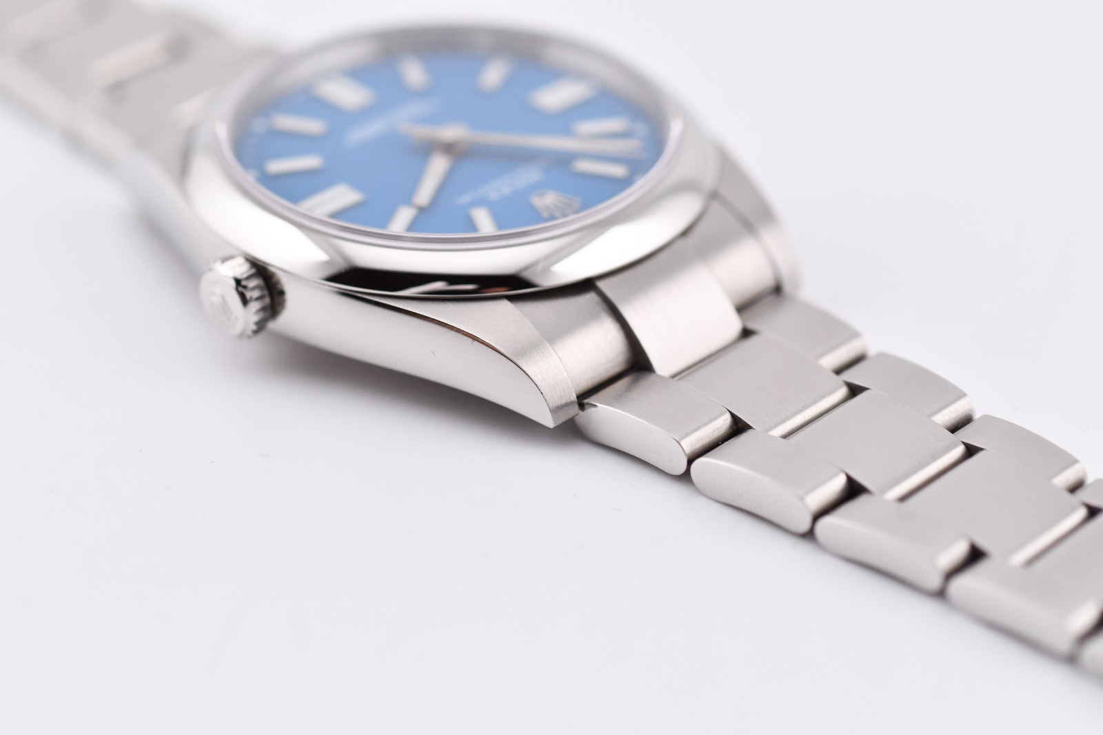 Rolex Oyster Perpetual 41mm Ref. 124300 Custom Blue Dial Box and Paper