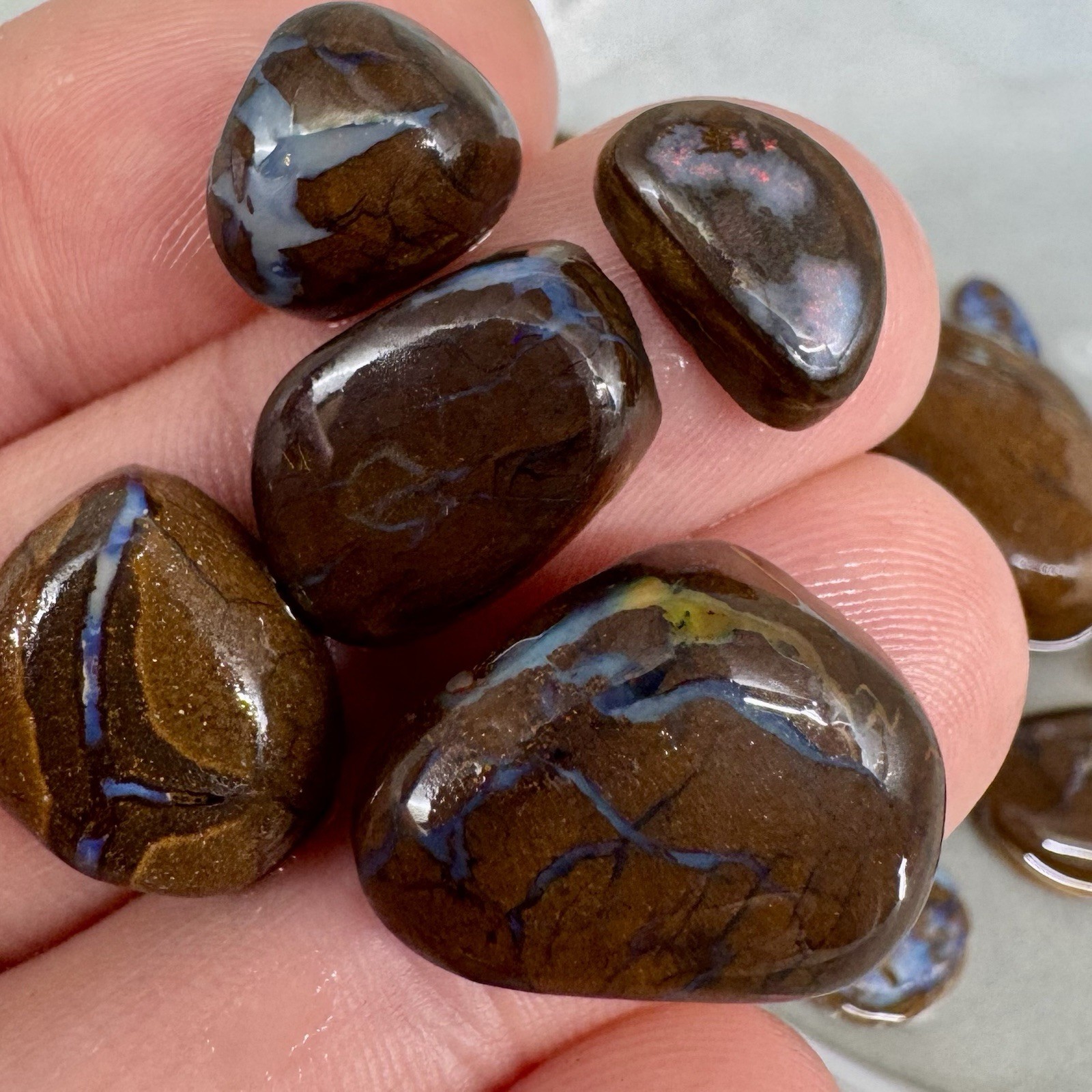 153ct Australian Boulder Opal Rub Parcel 20 Pieces Crystal Pattern Mixed Colors