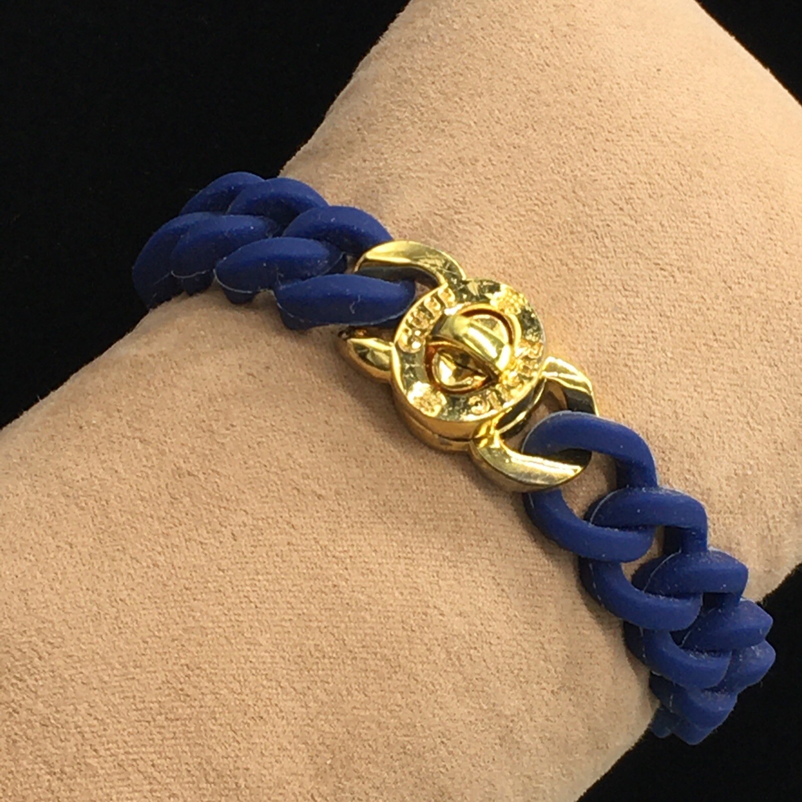 Rustic Cuff Gold Tone Turn Lock Navy Blue Silicone Stretch Mock Chain Bracelet