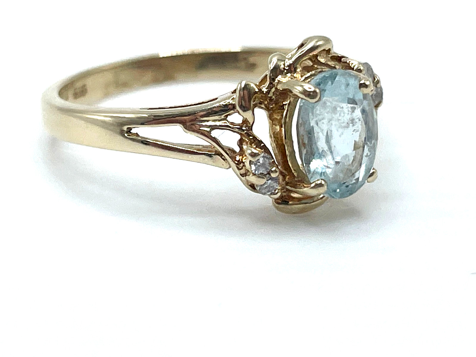 Women’s 14K Yellow Gold Split Shank Blue Topaz Ring Size 7.25, 2.4 Grams