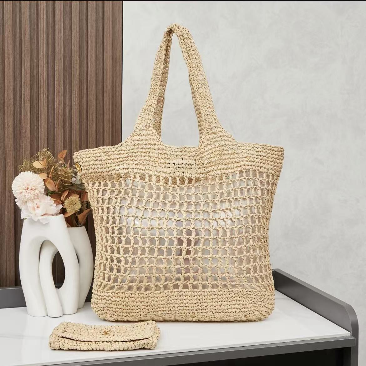 Classic VIP woven tote bag with large capacity