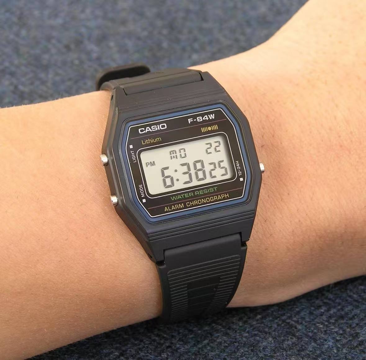 Casio Collection Watch, F-84W-1QJH, Men’s, Black, Authentic Japanese Product
