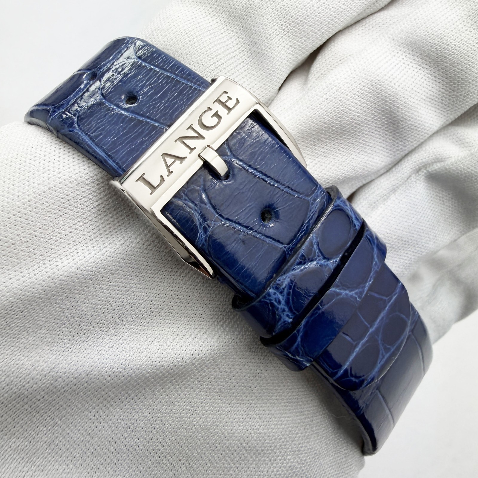 Unworn 2026 A. Lange & Sohne Saxonia 205.086 39MM Blue Aventurine 18K Wg B/p