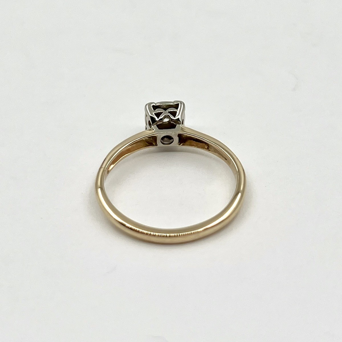 10k Gold Vintage Square Setting 0.05ct Round Diamond Ring Size 7.5 (LO1004839)