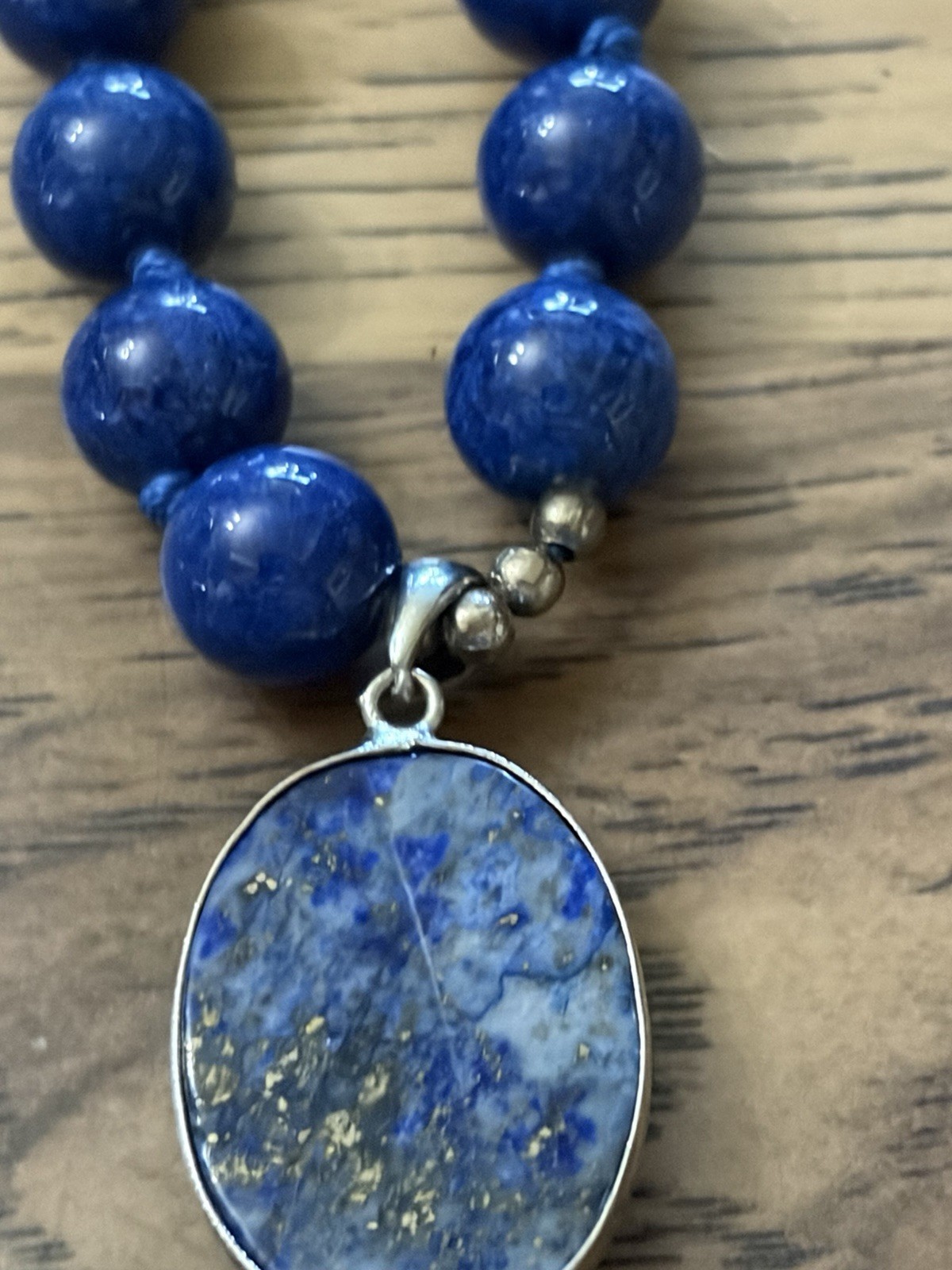 10mm Round Lapis Lazuli Beads & Oval Pendant Necklace 18”