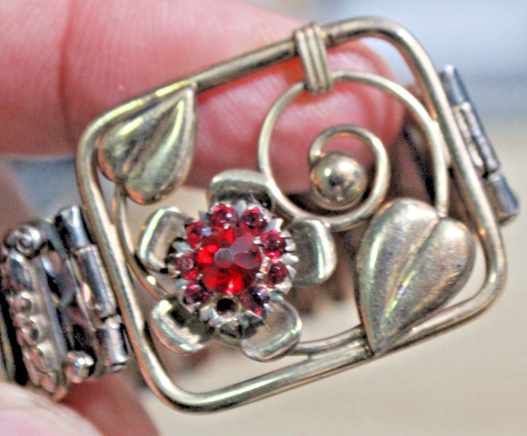 Wonderful L.S. Co Lustern 12k Gold Filled On Sterling Expansion Women Bracelet