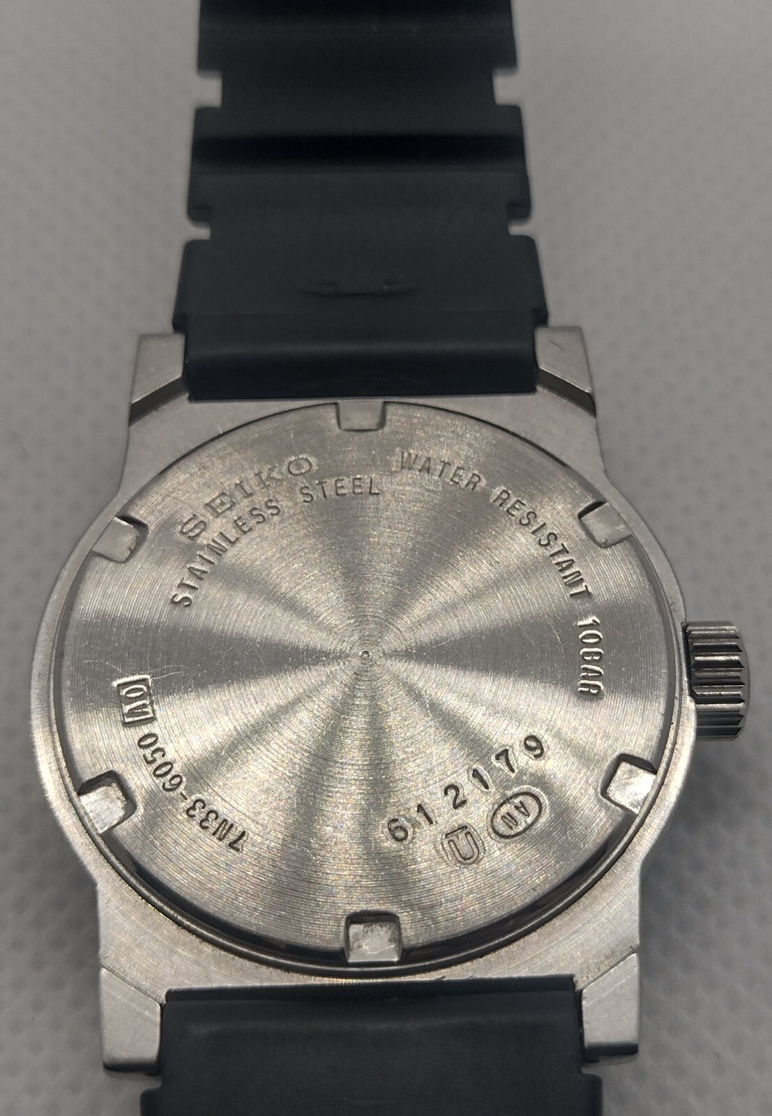 Used Rare Vintage 1990s Seiko SUS 34mm White Dial Quartz Field Watch