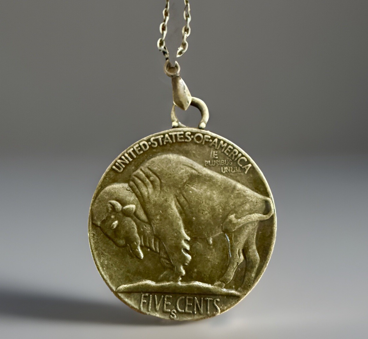 Men’s Buffalo Nickel Necklace Indian Head Unisex Replica Variation 1.5 Inches