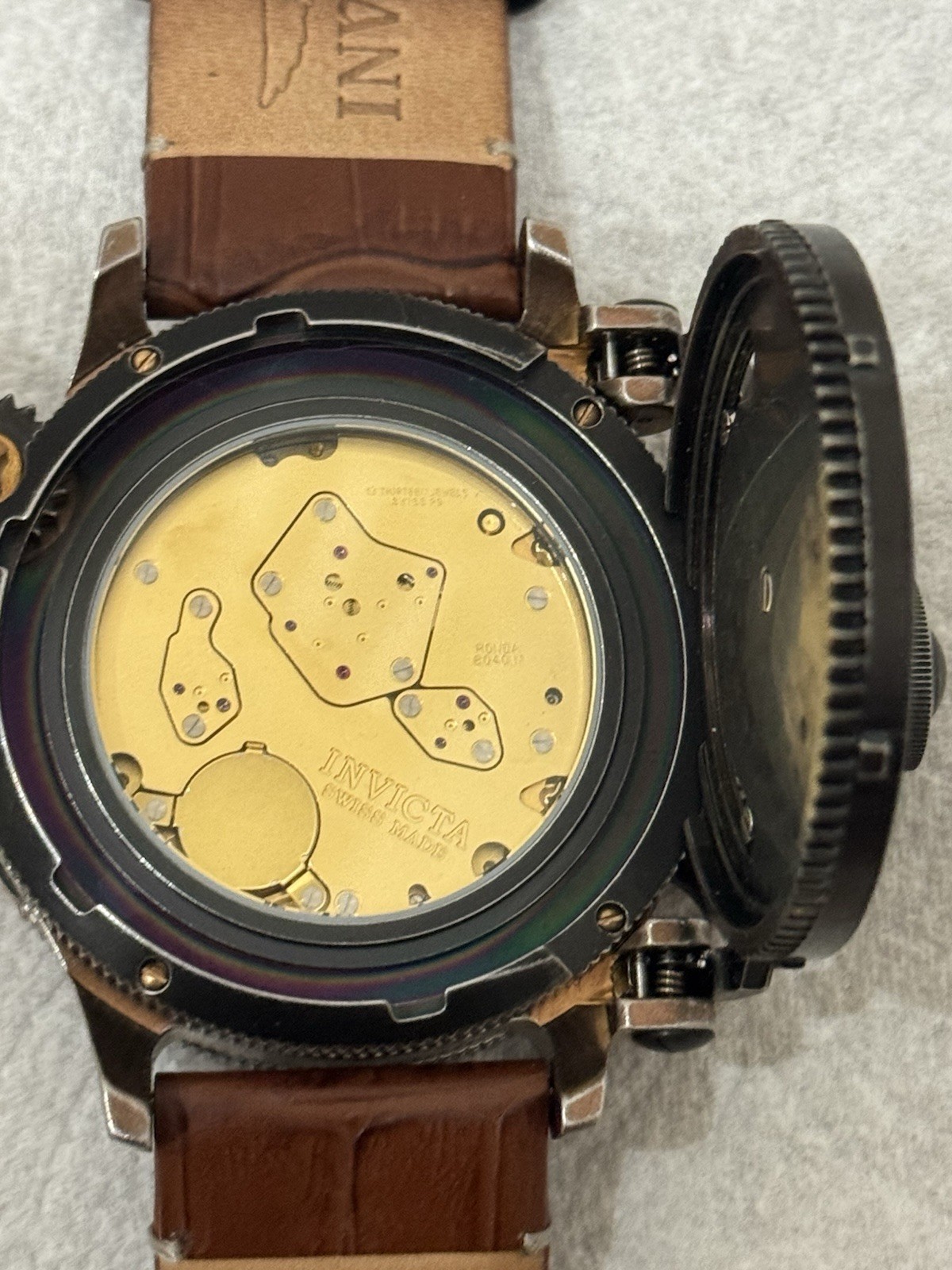 Invicta Russian Diver Nautilus 17354 Man’s Watch flame-fusion crystal no. 005403