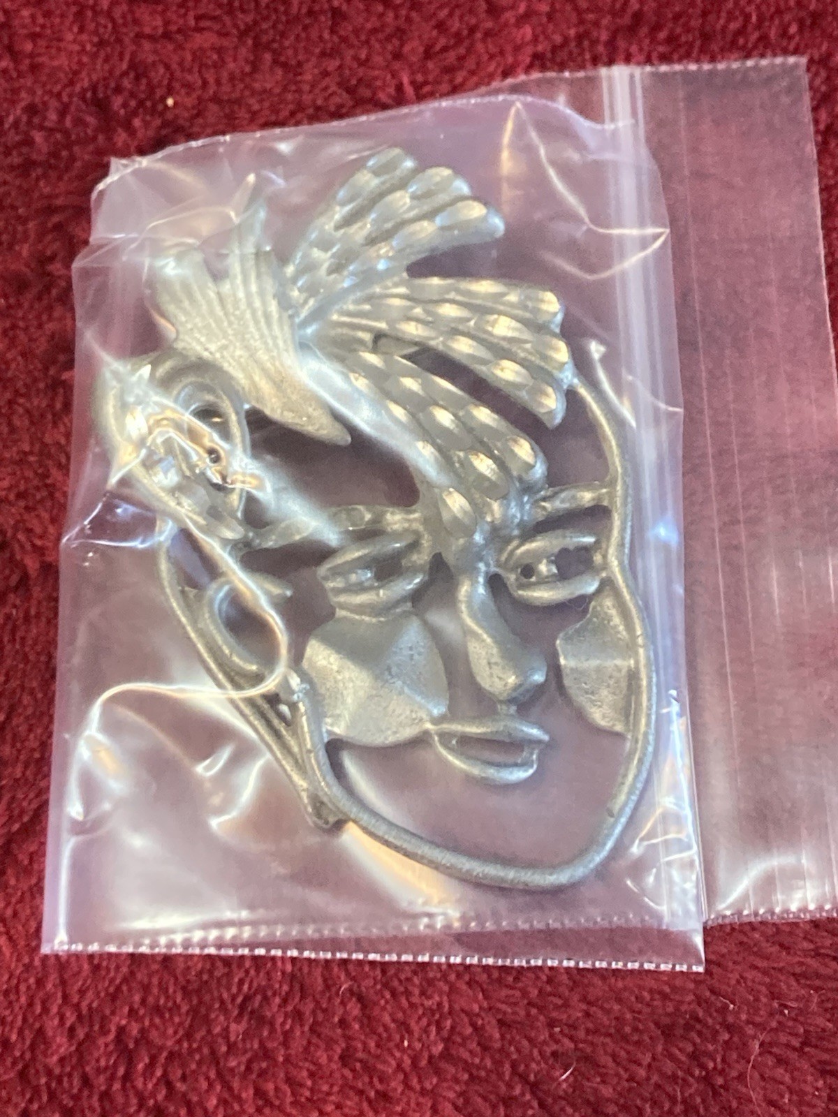 2,000 PCS Jewelry Rings Earrings Necklaces Bracelets Broches Pins $Maker$ Lot