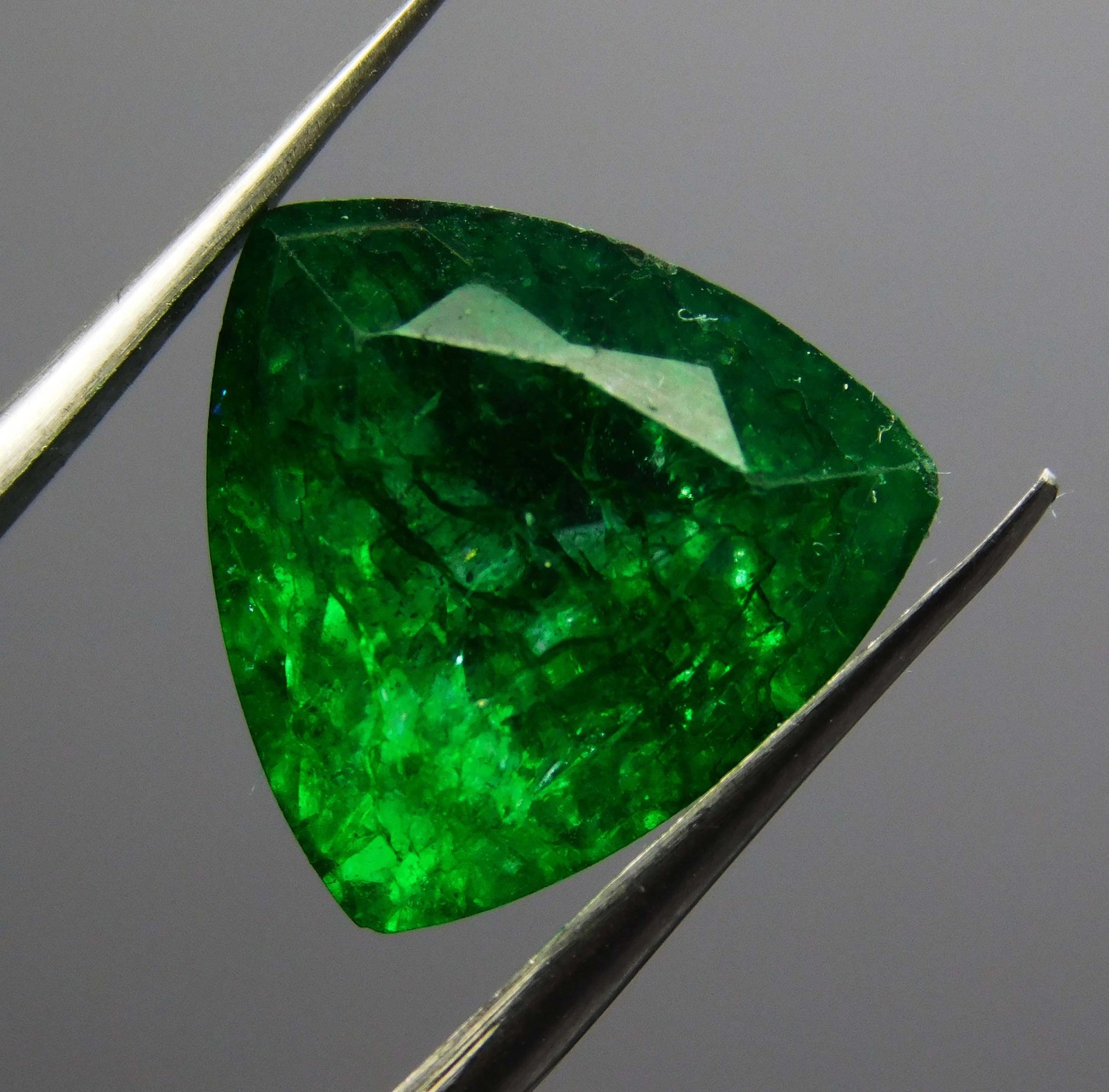 7.00 Ct Natural Colombian Emerald Trillion Cut Green CERTIFIED Loose Gemstone