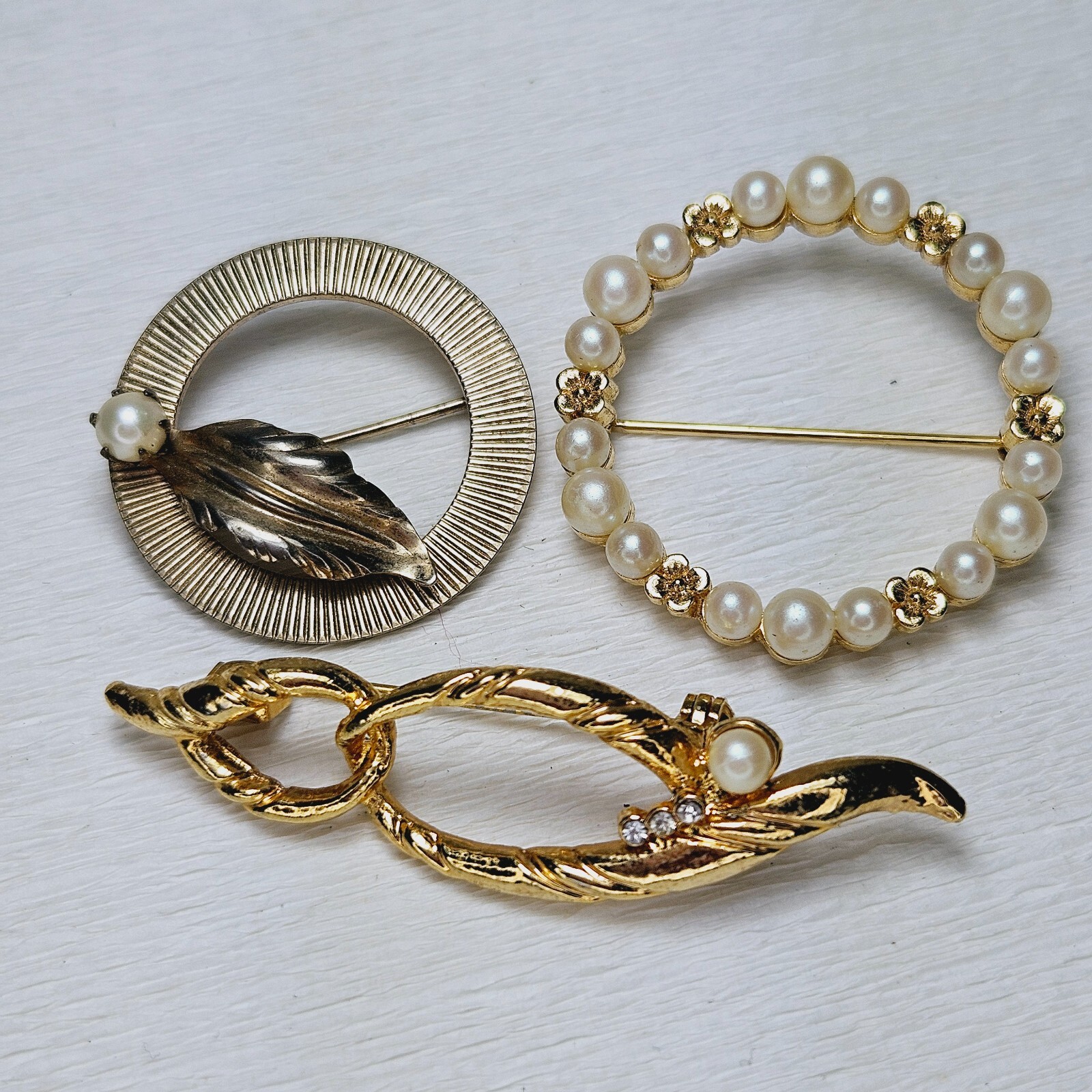 3 Vintage Brooches Faux Pearl Gold Tone Rhinestone 2 Round 1 Bar