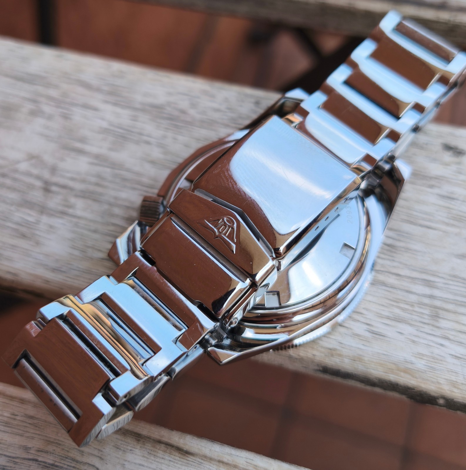 Shark Watch 1521 Ocean Automatic 500 Meters 1521OCN.SQ20L