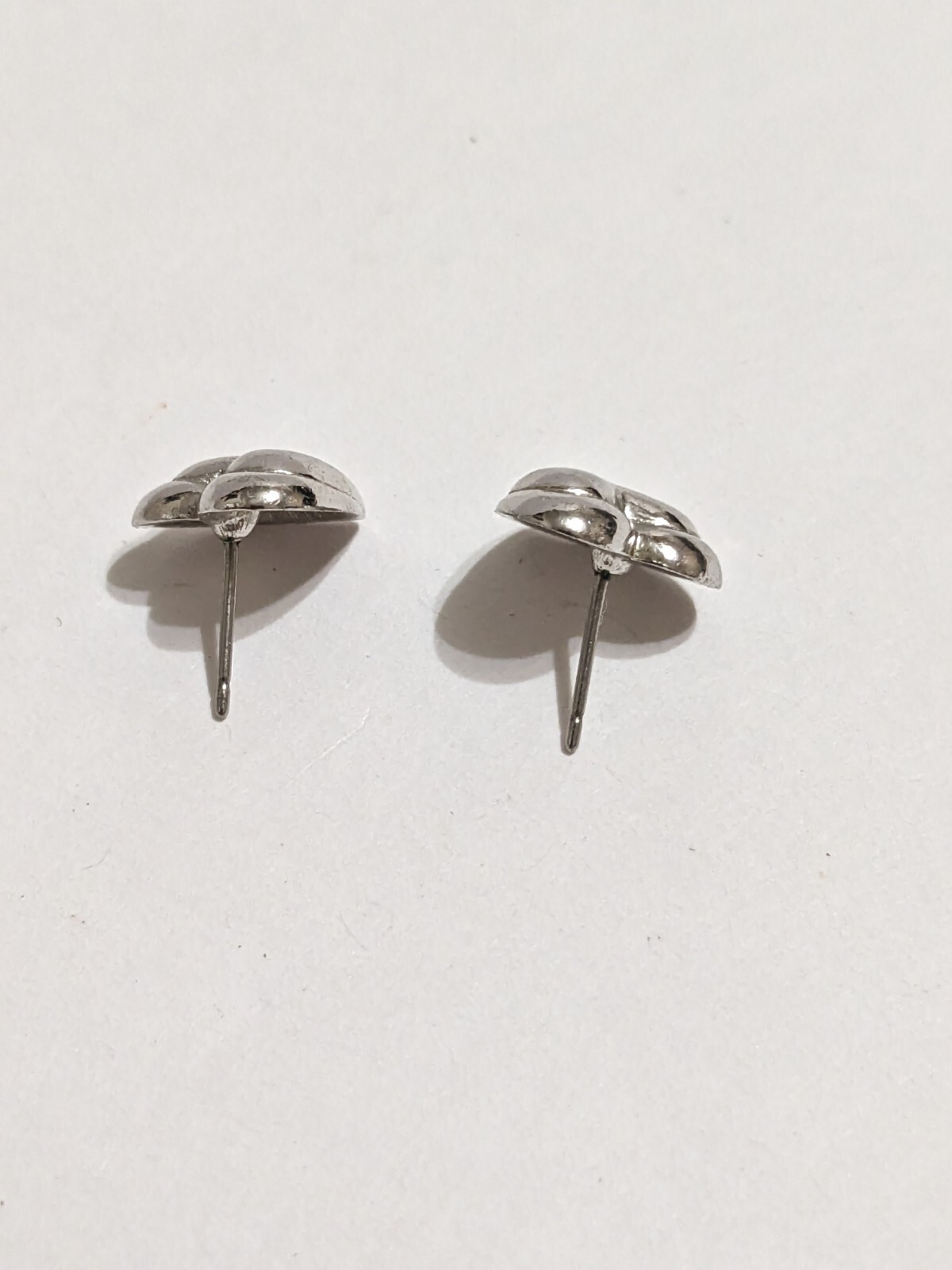Silver Tone Heart Stud Earrings. Pierced. Textured Back. Modern. 1/2″.